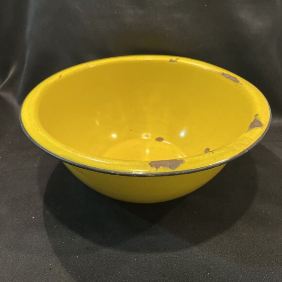 Antique Large Metal Enamel Mixing Bowl Canary Yellow with a Black Rim 11” X 4” - Picture 5 of 11